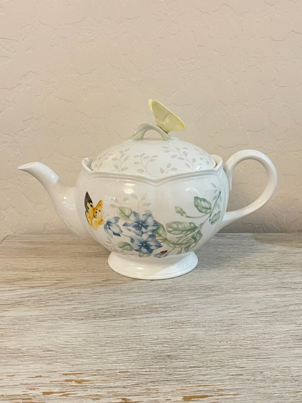New Lenox Butterfly Meadow Teapot Tea Pot